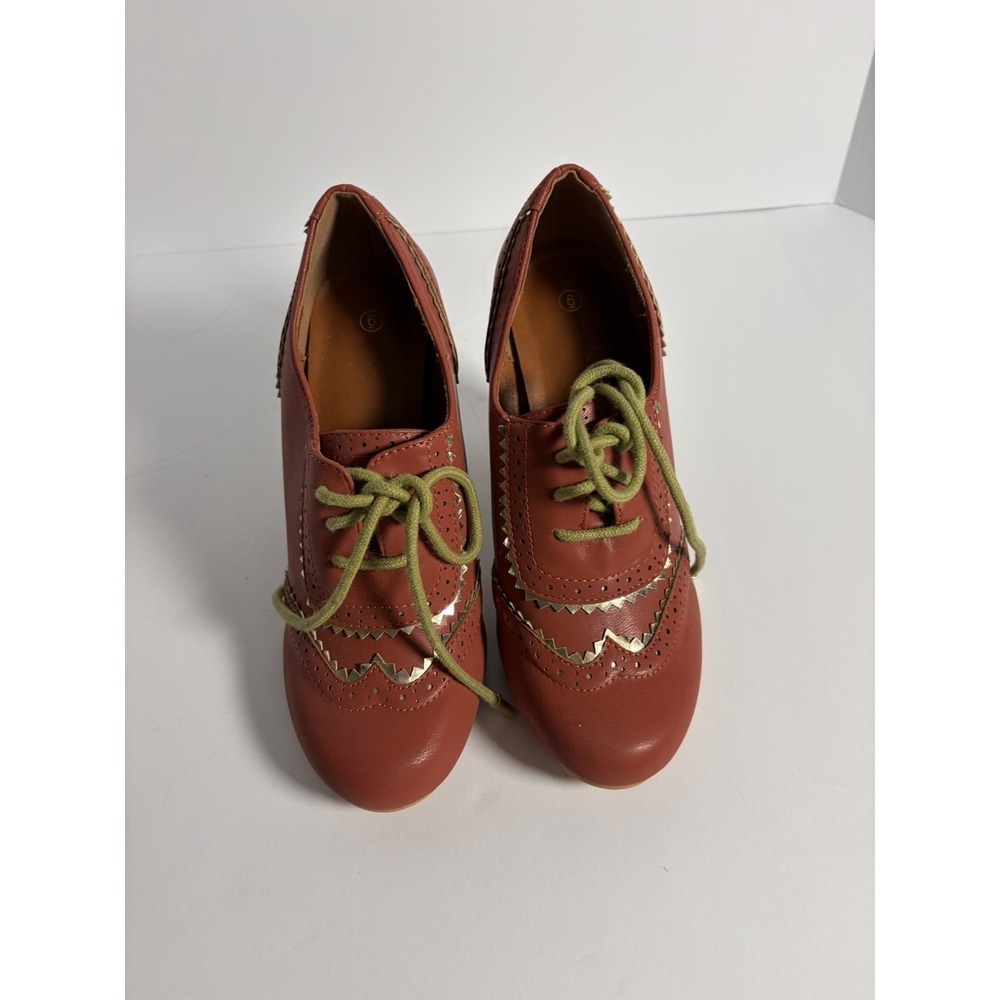 TINSTREE RUST BROWN AND GOLD WINGTIP CHUNKY WOOD OXFORD HEELS 6